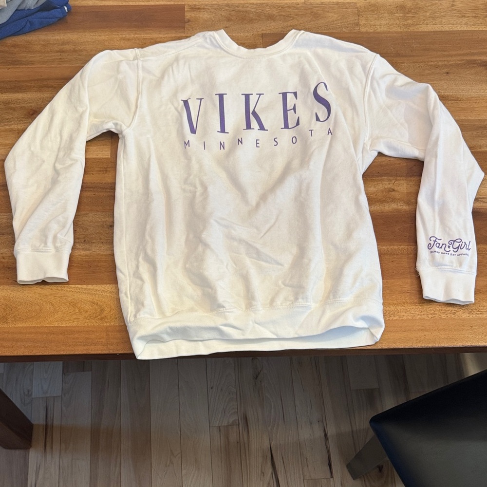 Comfort Colors Women's White and Purple Crew Neck Sweater